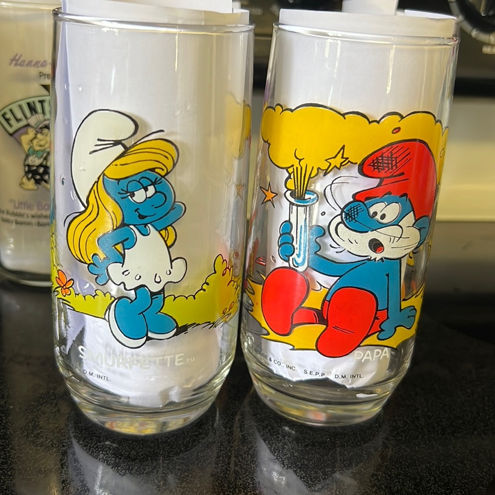 2 1982 Vintage Smurf Glasses Papa Smurf & Smurfette
